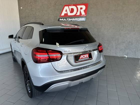 MERCEDES-BENZ GLA 200 1.6 CGI FLEX STYLE 7G-DCT